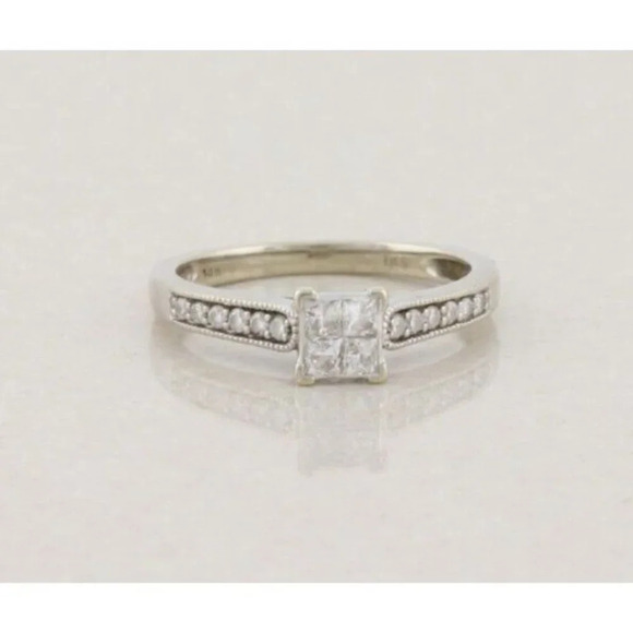 14k White Gold Diamond Ring .36 Carats Engagement Size 6 3/4 - Picture 1 of 8